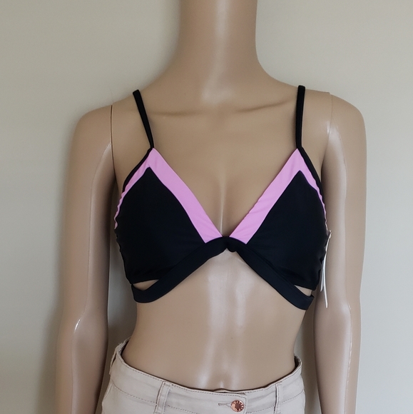 NWT! NINETY FIVE ° BLACK & BLOOM WRAP AROUND BIKINI TOP - Picture 2 of 6